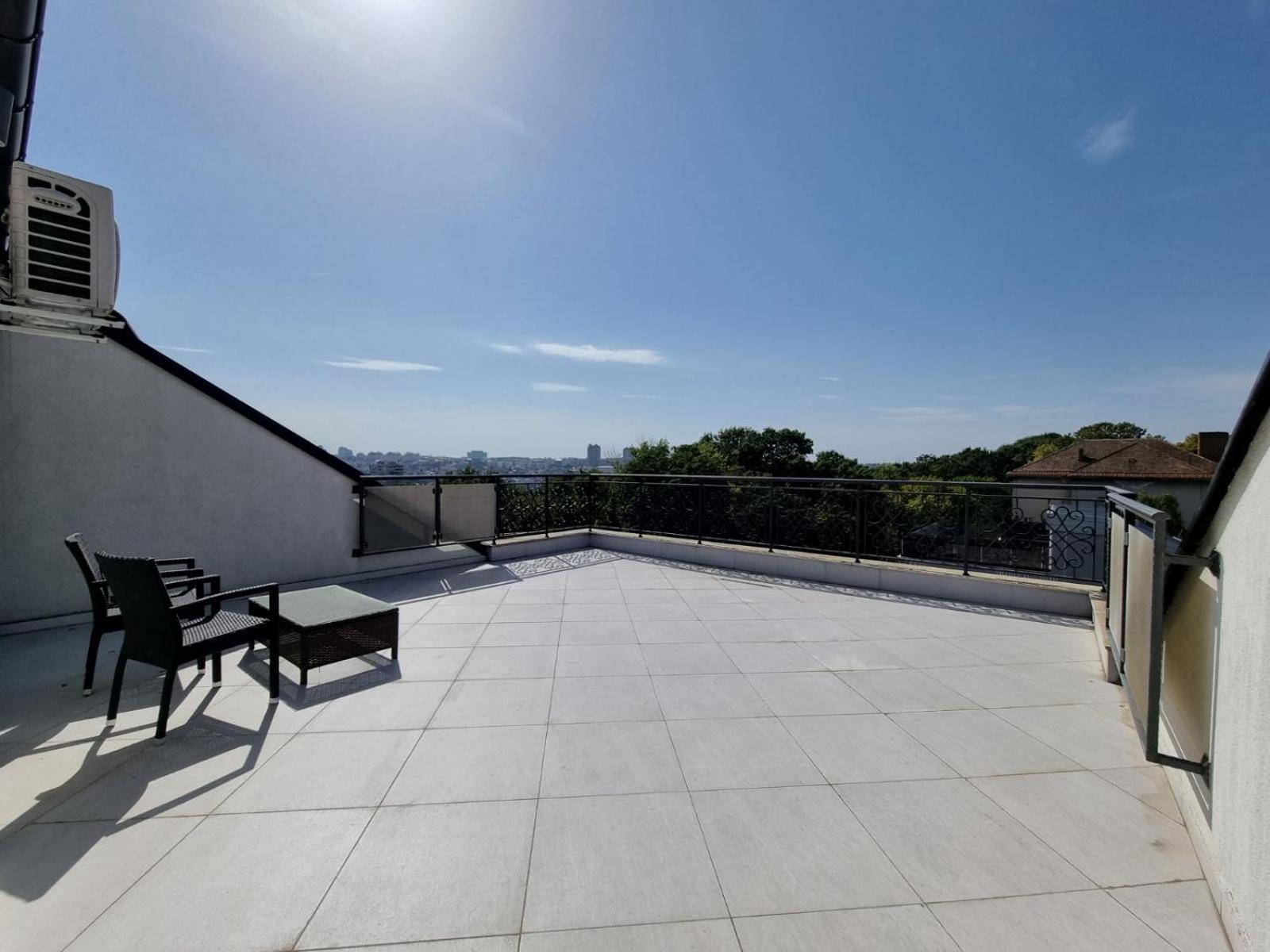 J&J Apartments Belgrado Exterior foto