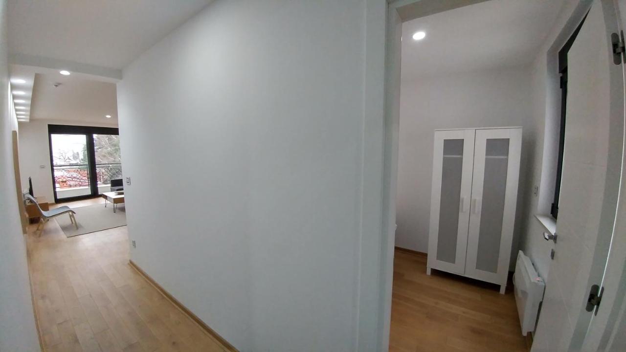 J&J Apartments Belgrado Exterior foto