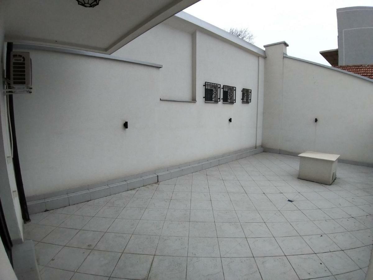 J&J Apartments Belgrado Exterior foto